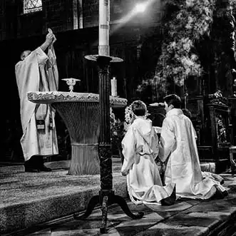 Photographe mariage Toulouse : cérémonie religieuse et bénédiction de la mariée et du marié